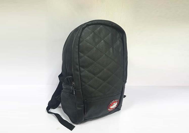 運(yùn)動(dòng)+休閑+學(xué)生背包