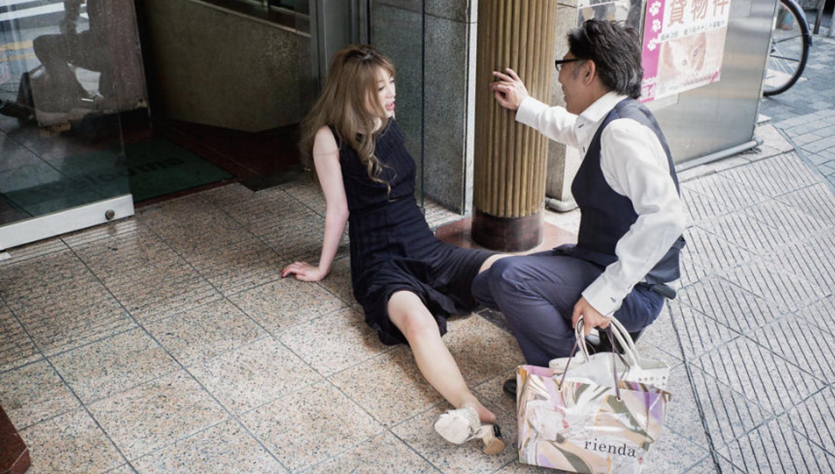 10+ Uncensored Photos Of Drunks In Japan Show The Nasty Side Of Alcohol