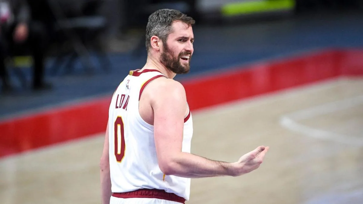 is kevin love married