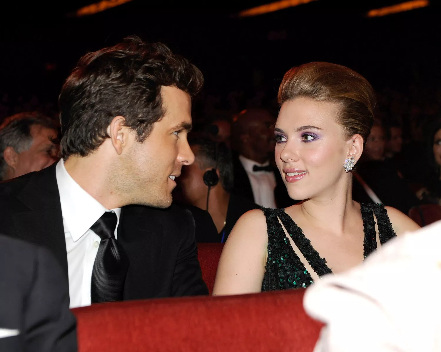 Scarlett Johansson Calls Ex-Husband Ryan Reynolds a 'Good Guy' 